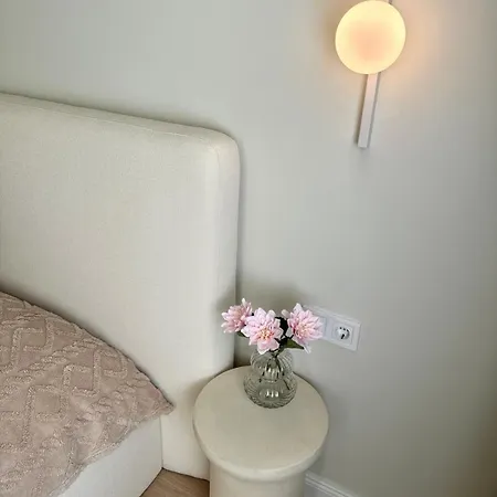 Heart Of Varna, Close To The Sea Apartman *